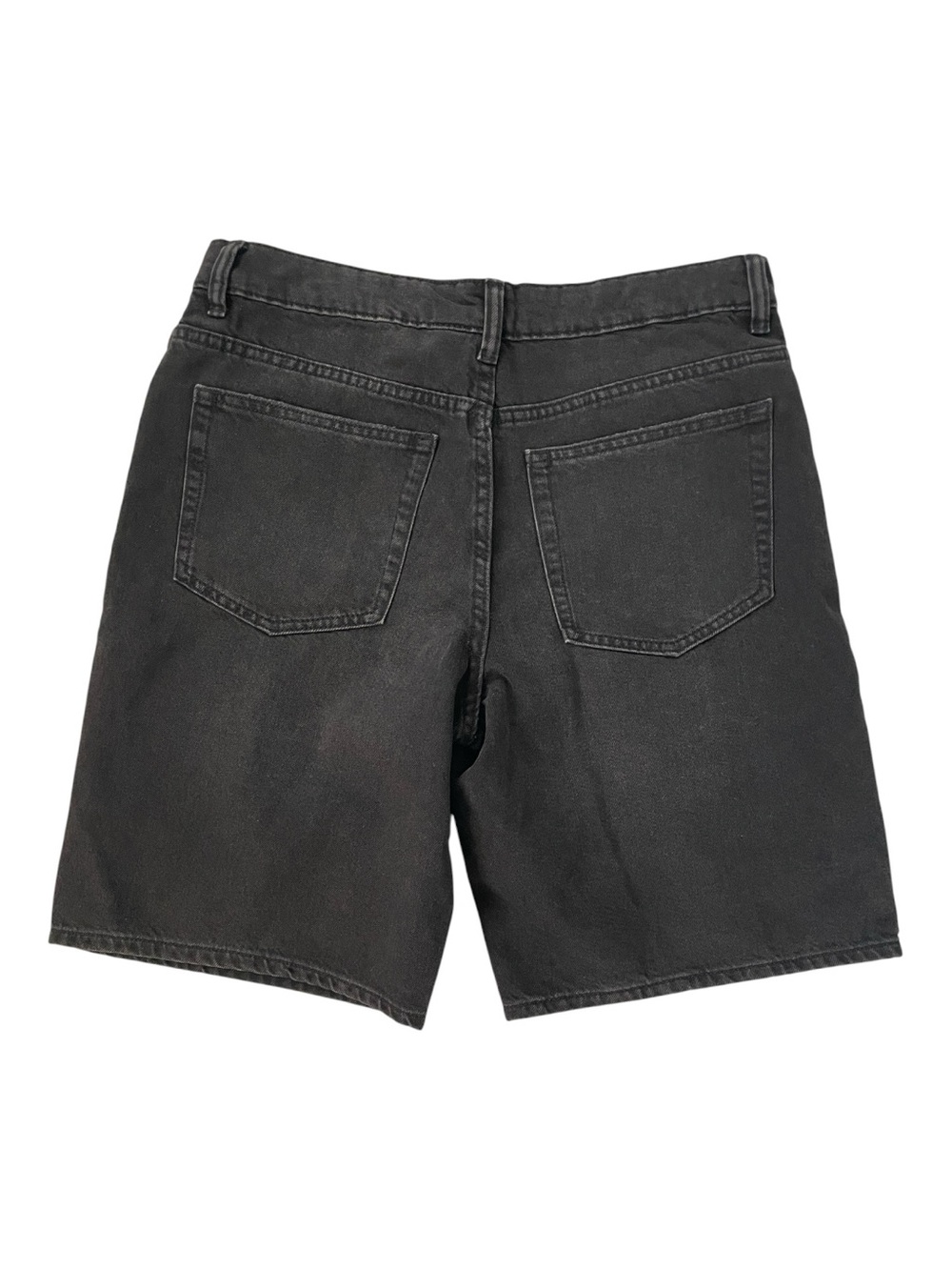 ♥️H&M♥️Black Denim Jean Shorts, 
Size 4 - Picture 2 of 4
